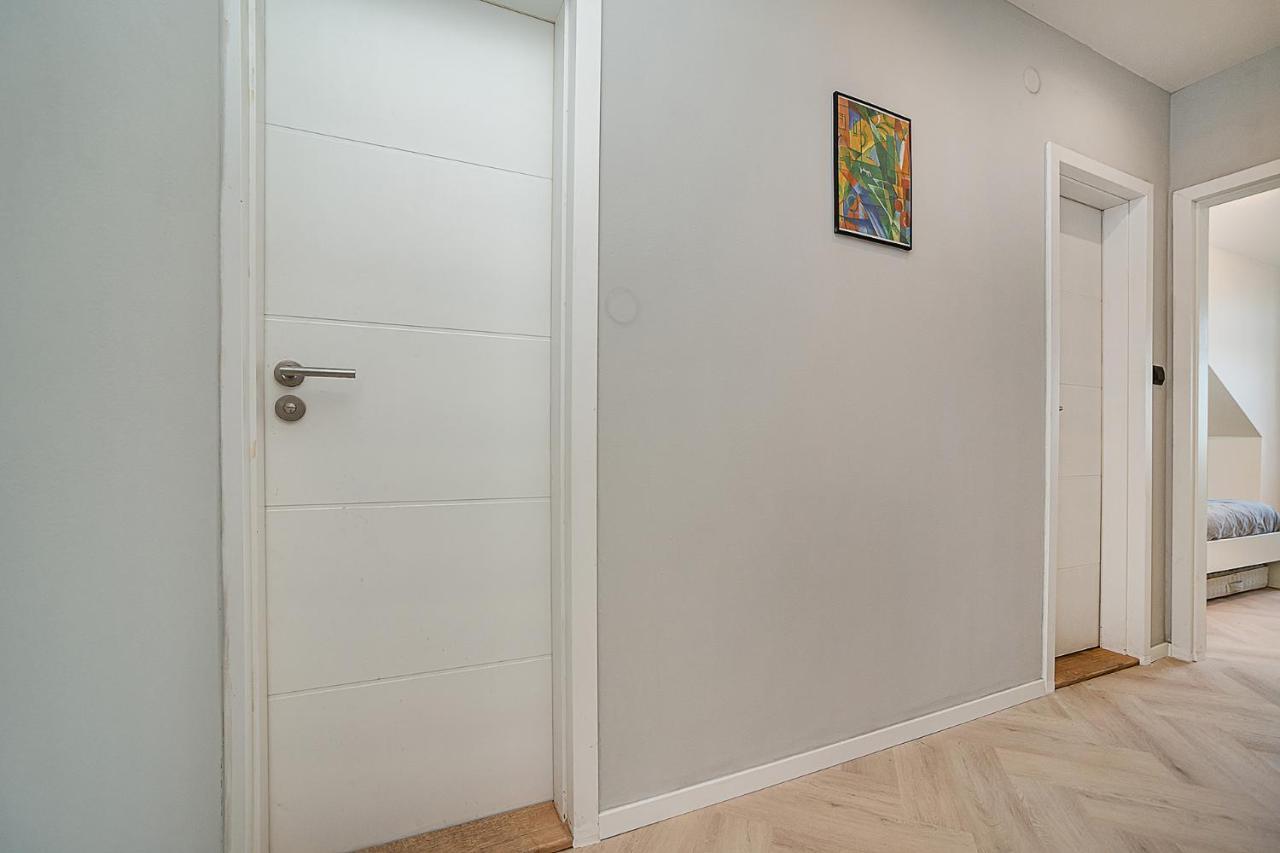 Big 4-Bedroom Flat, Terrace With Great Vitkov View ปราก ภายนอก รูปภาพ