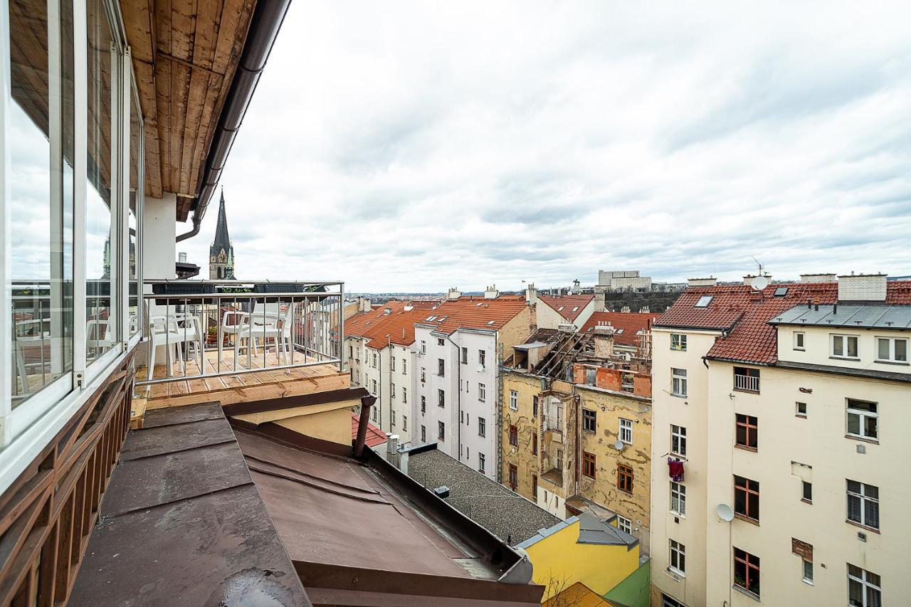 Big 4-Bedroom Flat, Terrace With Great Vitkov View ปราก ภายนอก รูปภาพ